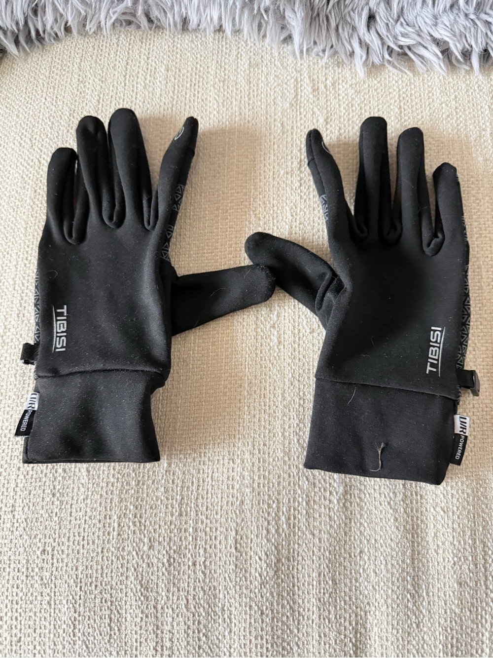 Tibisi Black Stretch Winter Gloves